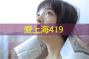 园内的湖泊、草地和花坛交相辉映 园内的湖泊、草地和花坛交相辉映